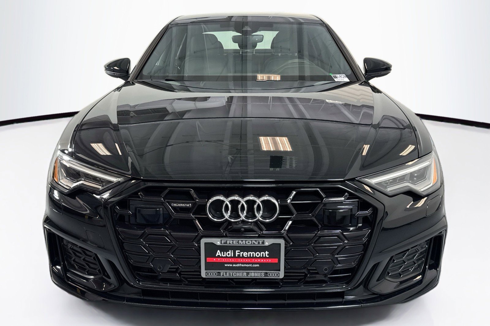 Used 2025 Audi A6 Premium Plus w/ Premium Plus Package image 2