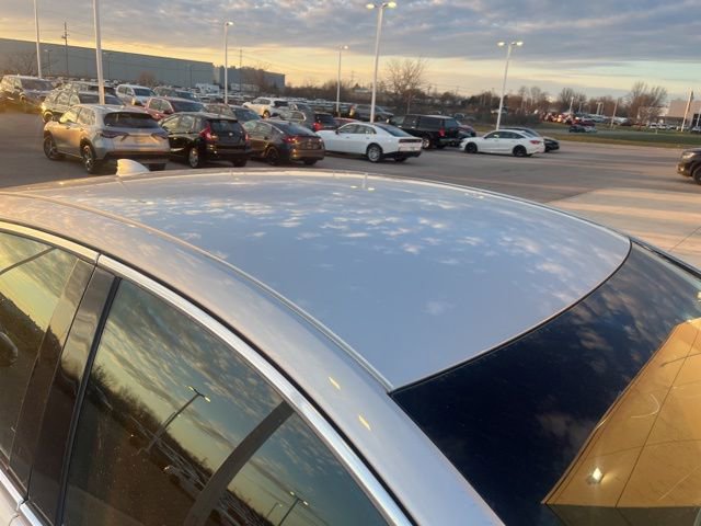 Used 2017 Cadillac XTS Luxury image 4