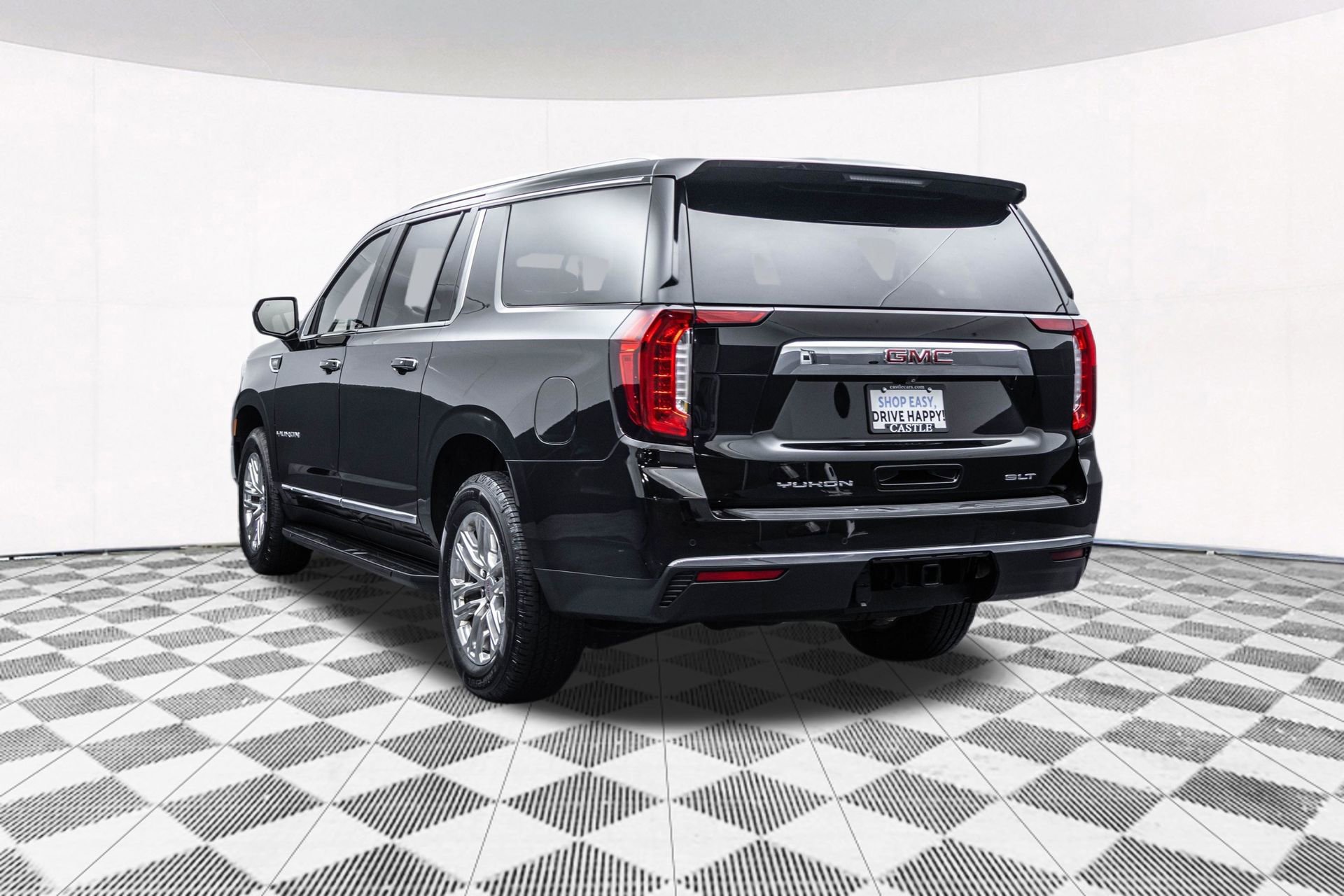 Used 2021 GMC Yukon XL SLT image 9