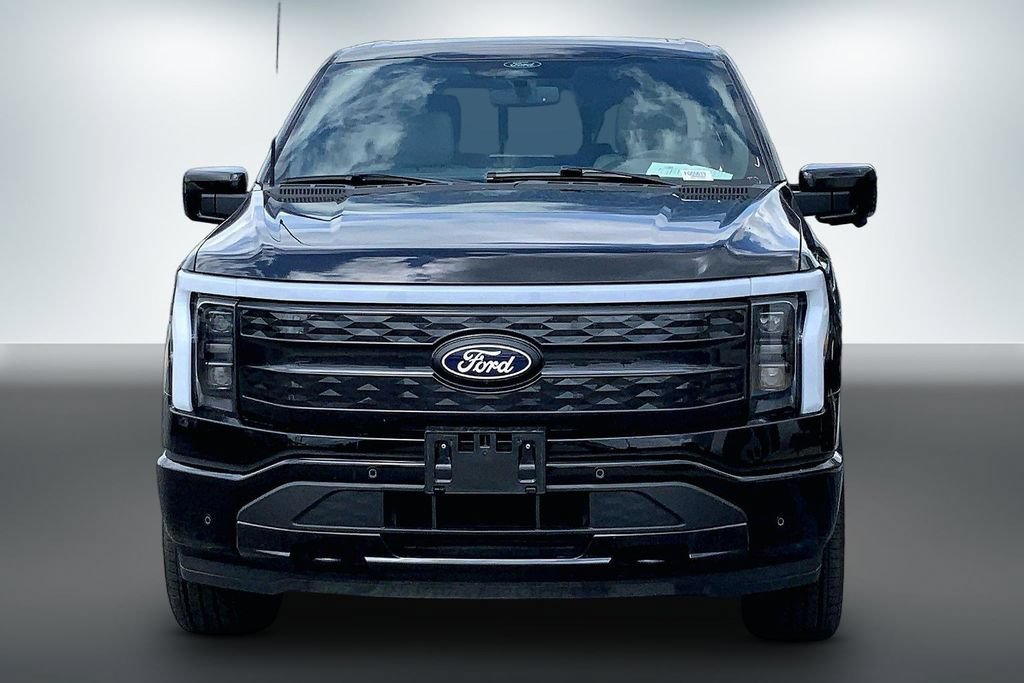 Used 2025 Ford F150 Lightning Platinum AWD/4WD image 7
