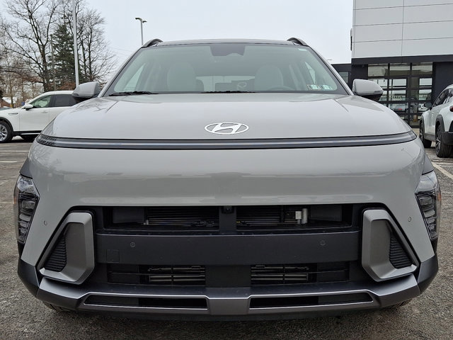 Used 2024 Hyundai Kona Limited image 2
