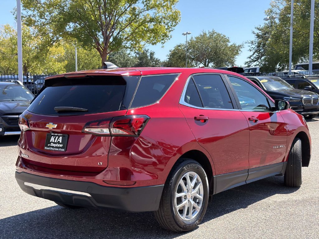 Used 2024 Chevrolet Equinox LT FWD image 30