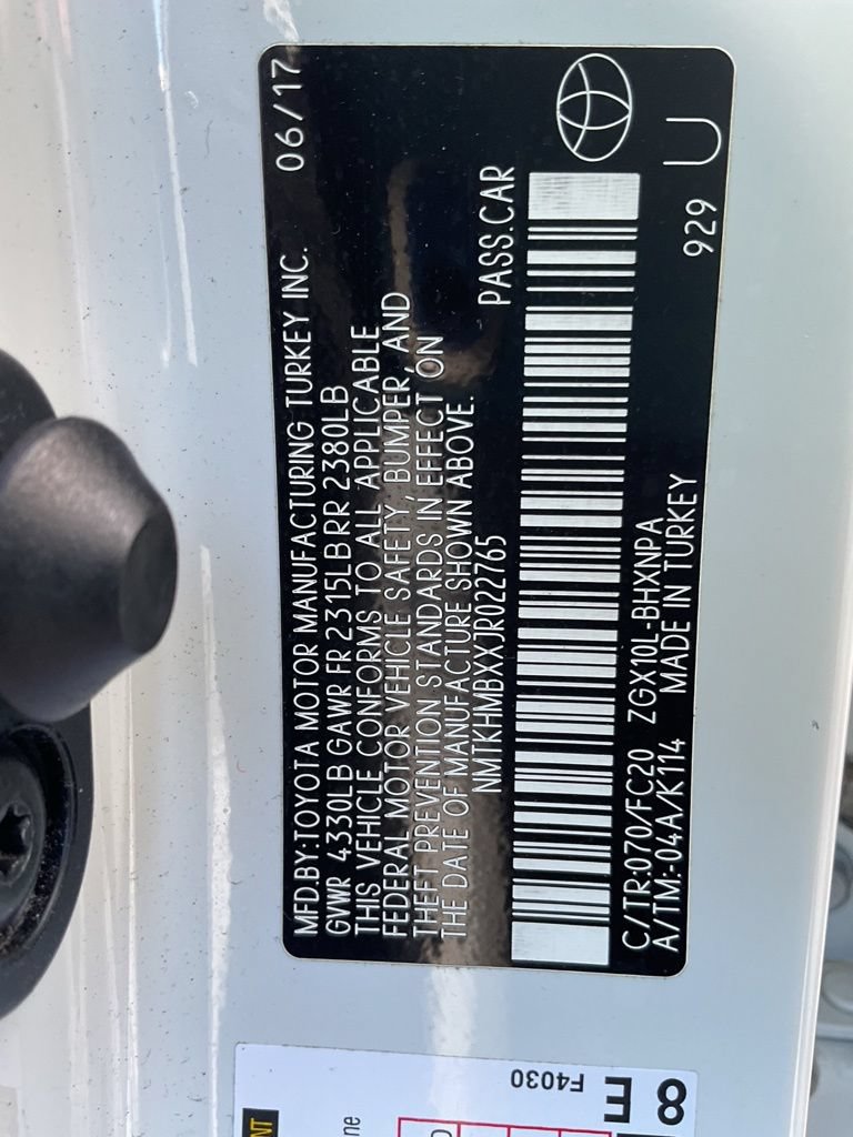 Used 2018 Toyota C-HR XLE FWD image 42