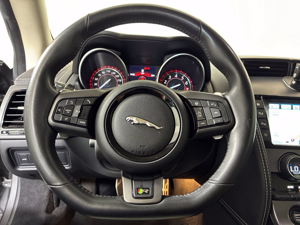 Used 2017 Jaguar F-TYPE R AWD/4WD image 16