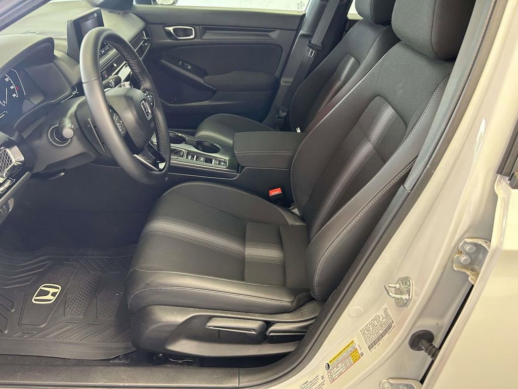 Used 2025 Honda Civic Sport image 16