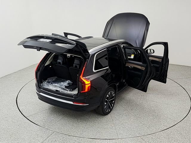 New 2026 Volvo XC90 B6 Plus w/ Protection Package image 39