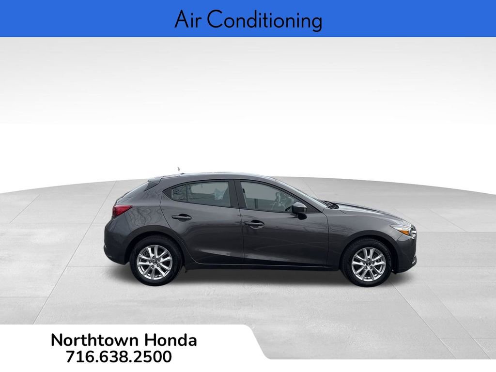 Used 2017 MAZDA MAZDA3 Sport image 3
