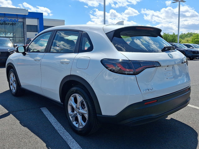 Certified 2023 Honda HR-V LX image 4