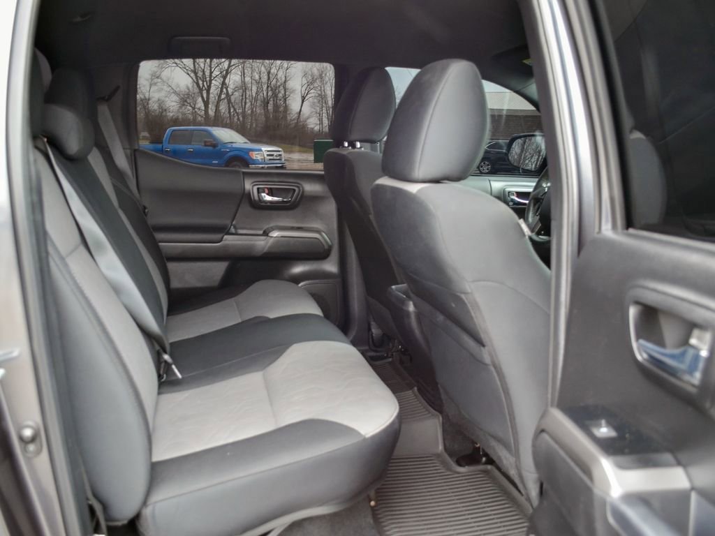 Used 2023 Toyota Tacoma TRD Sport image 28