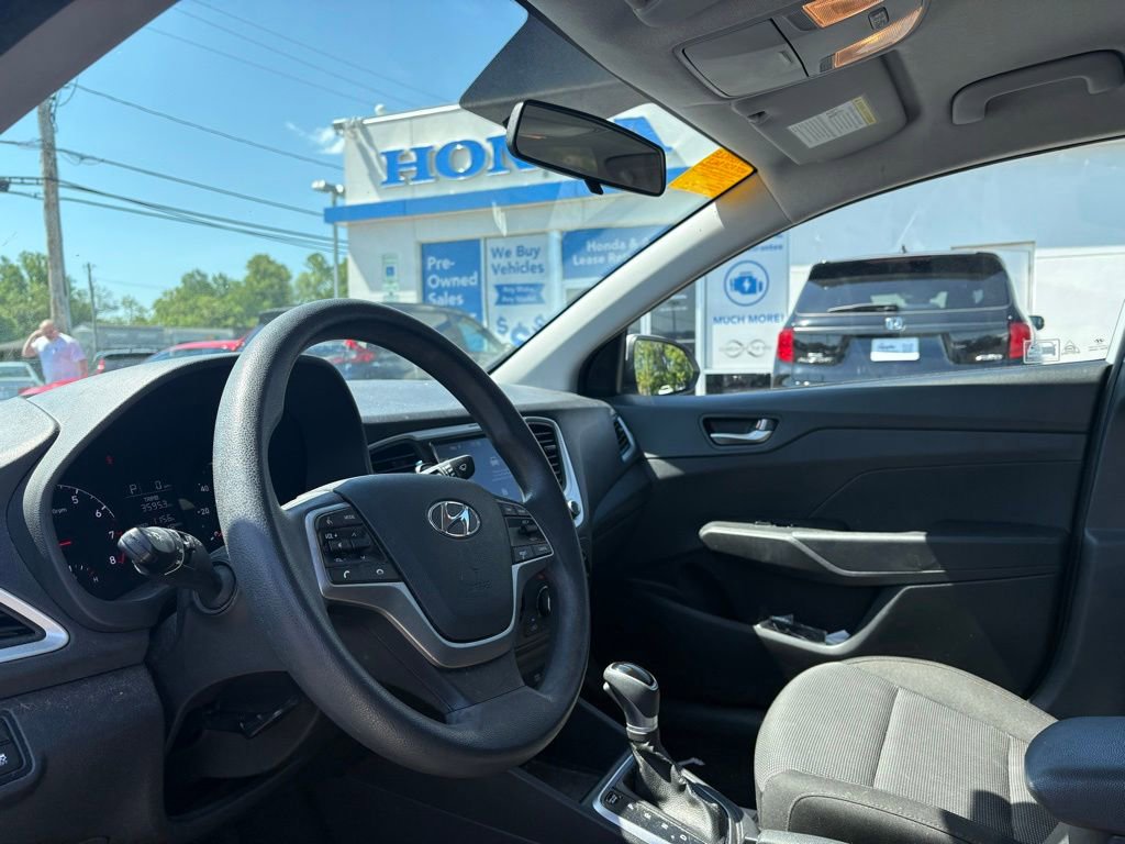 Used 2021 Hyundai Accent SEL FWD image 7