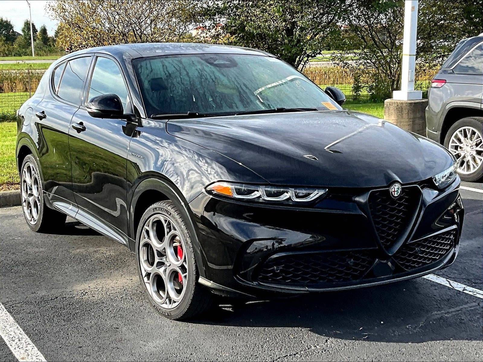 Used 2024 Alfa Romeo Tonale Veloce AWD/4WD image 2
