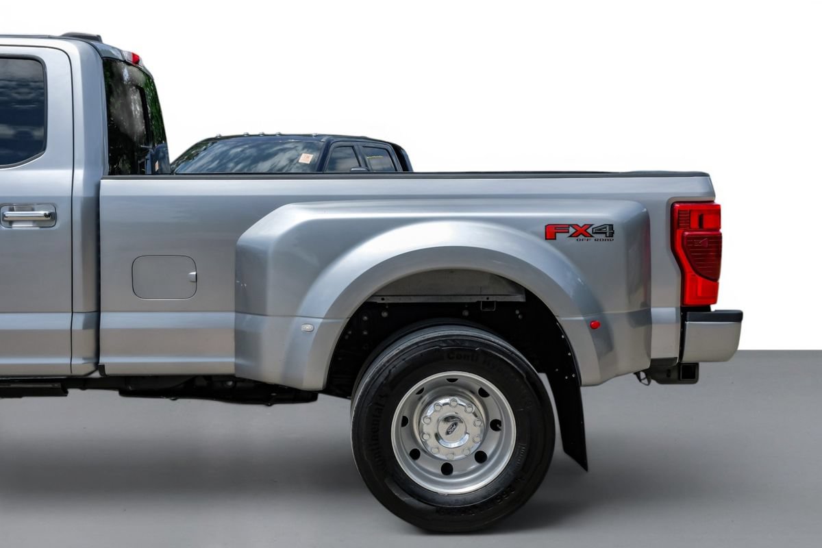 Used 2022 Ford F450 Platinum w/ FX4 Off-Road Package AWD/4WD image 11