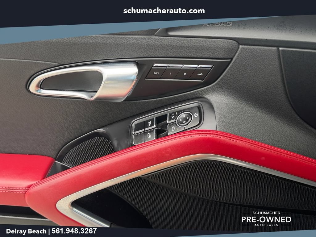 Used 2017 Porsche 718 Boxster RWD image 23