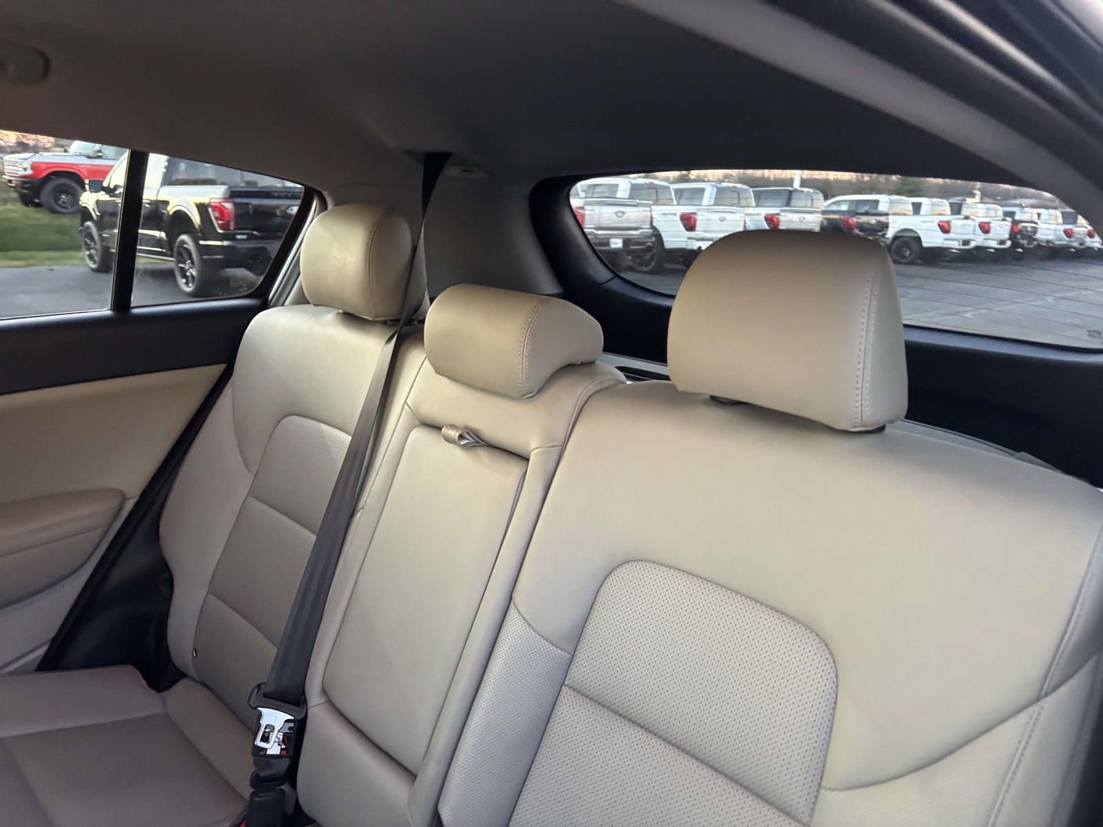 Used 2021 Kia Sportage EX image 27