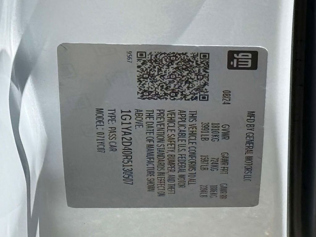 Used 2024 Chevrolet Corvette Stingray Coupe w/ 1LT RWD image 29