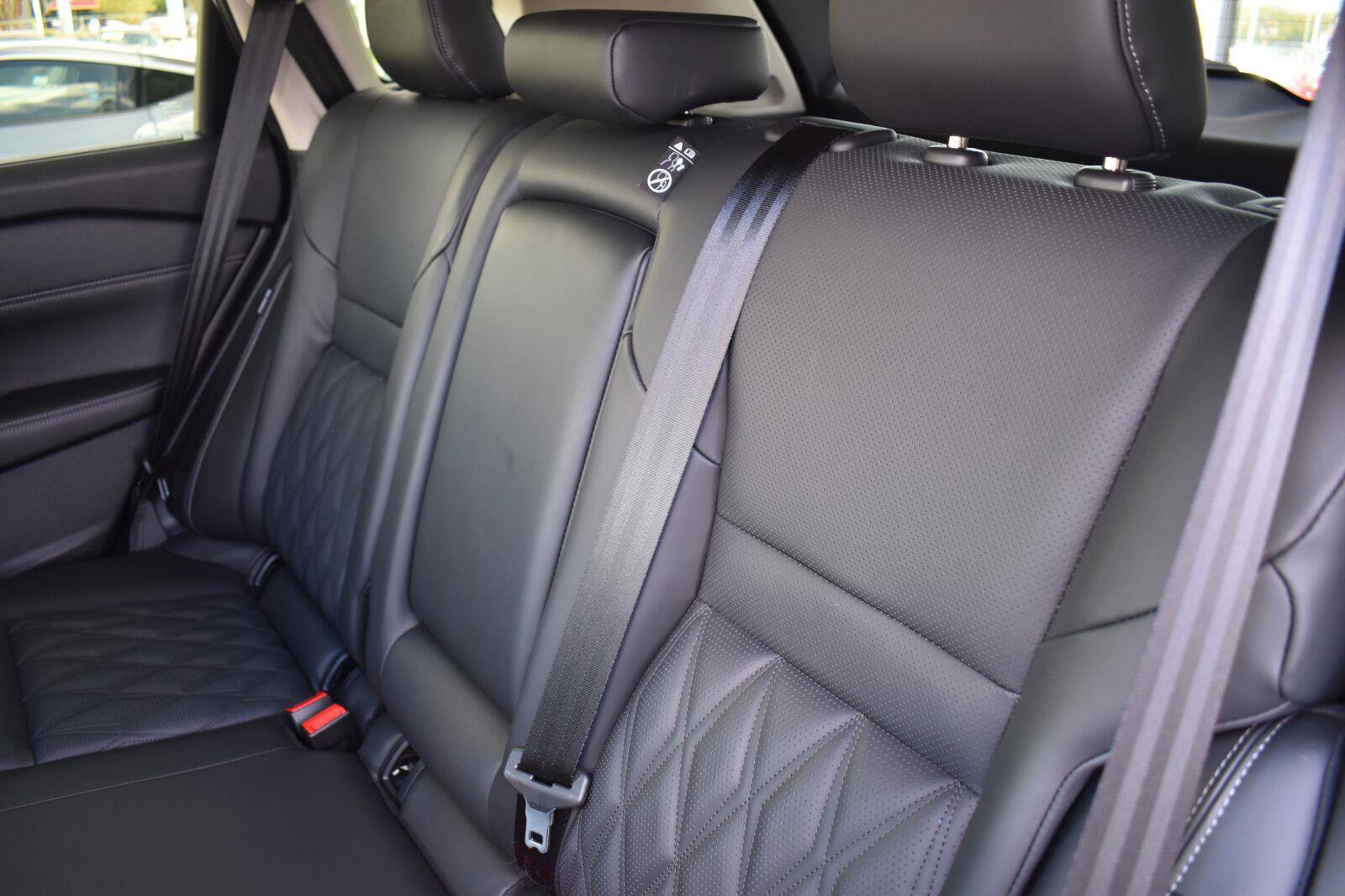 Used 2025 Nissan Rogue Platinum w/ Platinum Premium Package FWD image 52