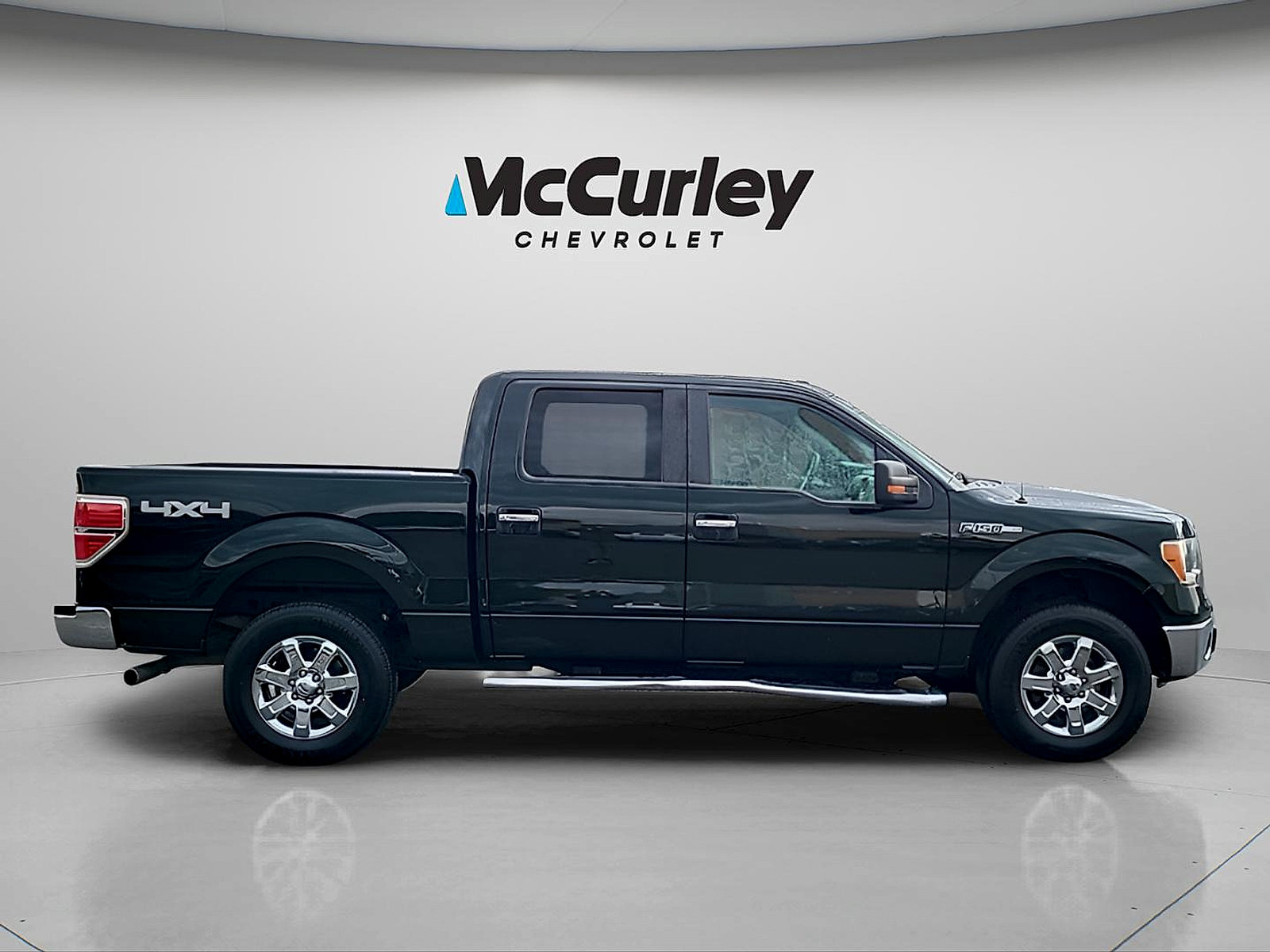 Used 2014 Ford F150 XLT w/ Equipment Group 302A Luxury AWD/4WD image 8