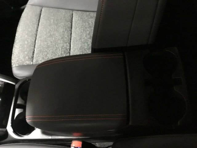 Used 2024 Chevrolet Colorado Z71 w/ Z71 Convenience Package 2 image 38