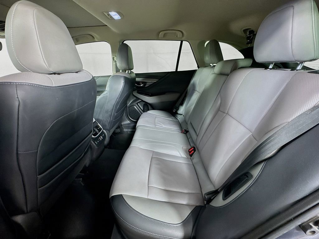 Used 2023 Subaru Outback Limited image 29