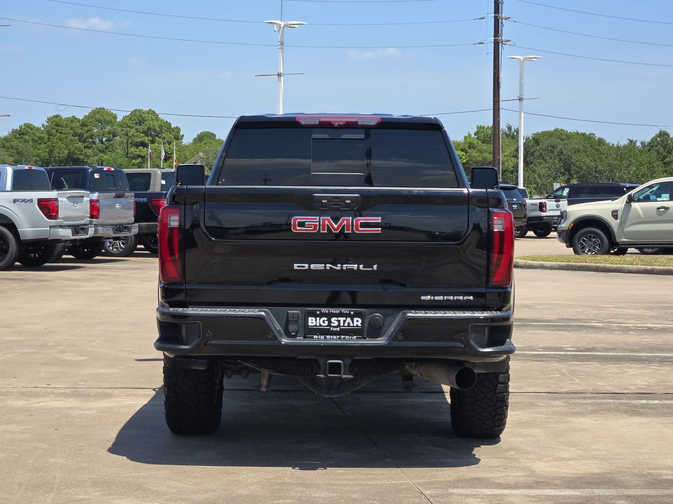Used 2024 GMC Sierra 2500 Denali w/ Denali Reserve Package AWD/4WD image 6