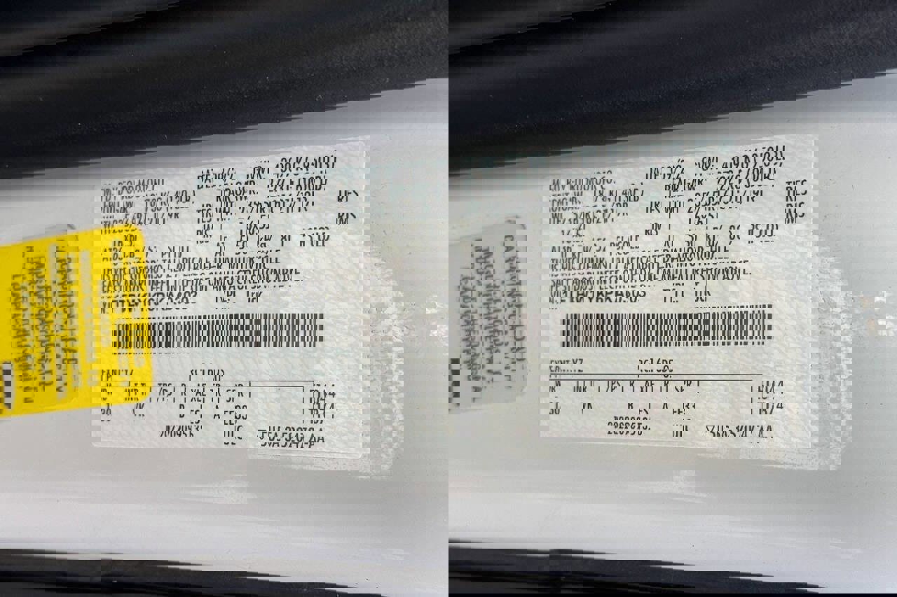 Used 2023 Ford E-Transit Low Roof image 20