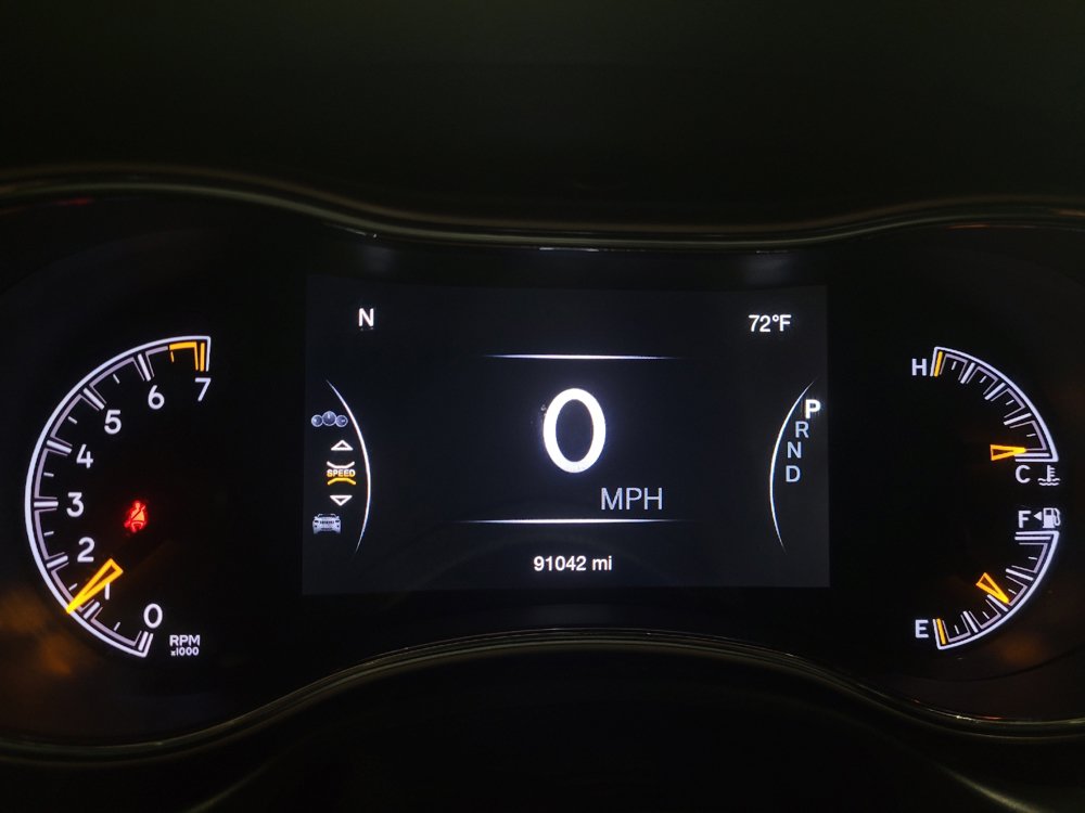 Used 2016 Jeep Grand Cherokee Limited AWD/4WD image 23
