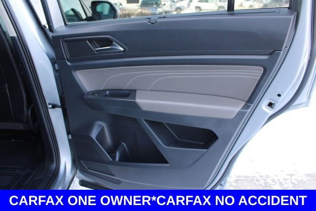 Used 2022 Volkswagen Atlas SEL R-Line image 23