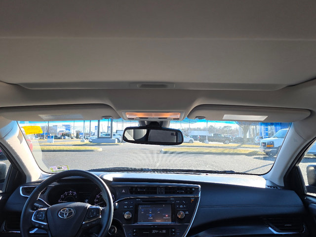 Used 2017 Toyota Avalon Touring w/ Carpet Mat Package image 26