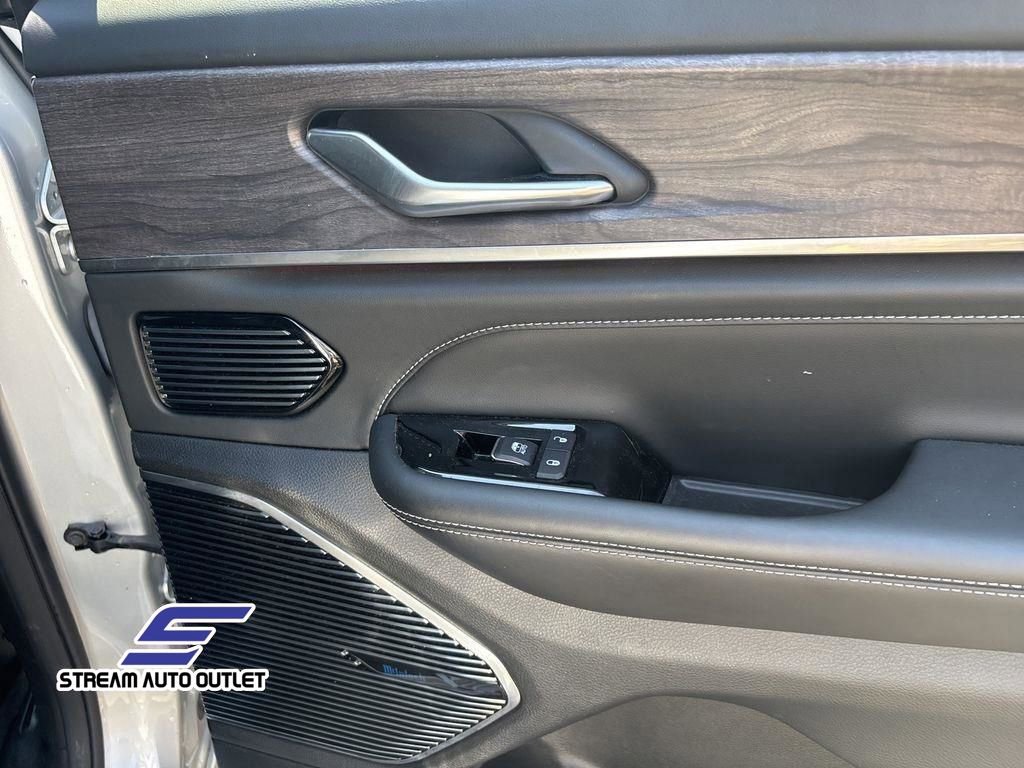 Used 2021 Jeep Grand Cherokee L Overland image 14