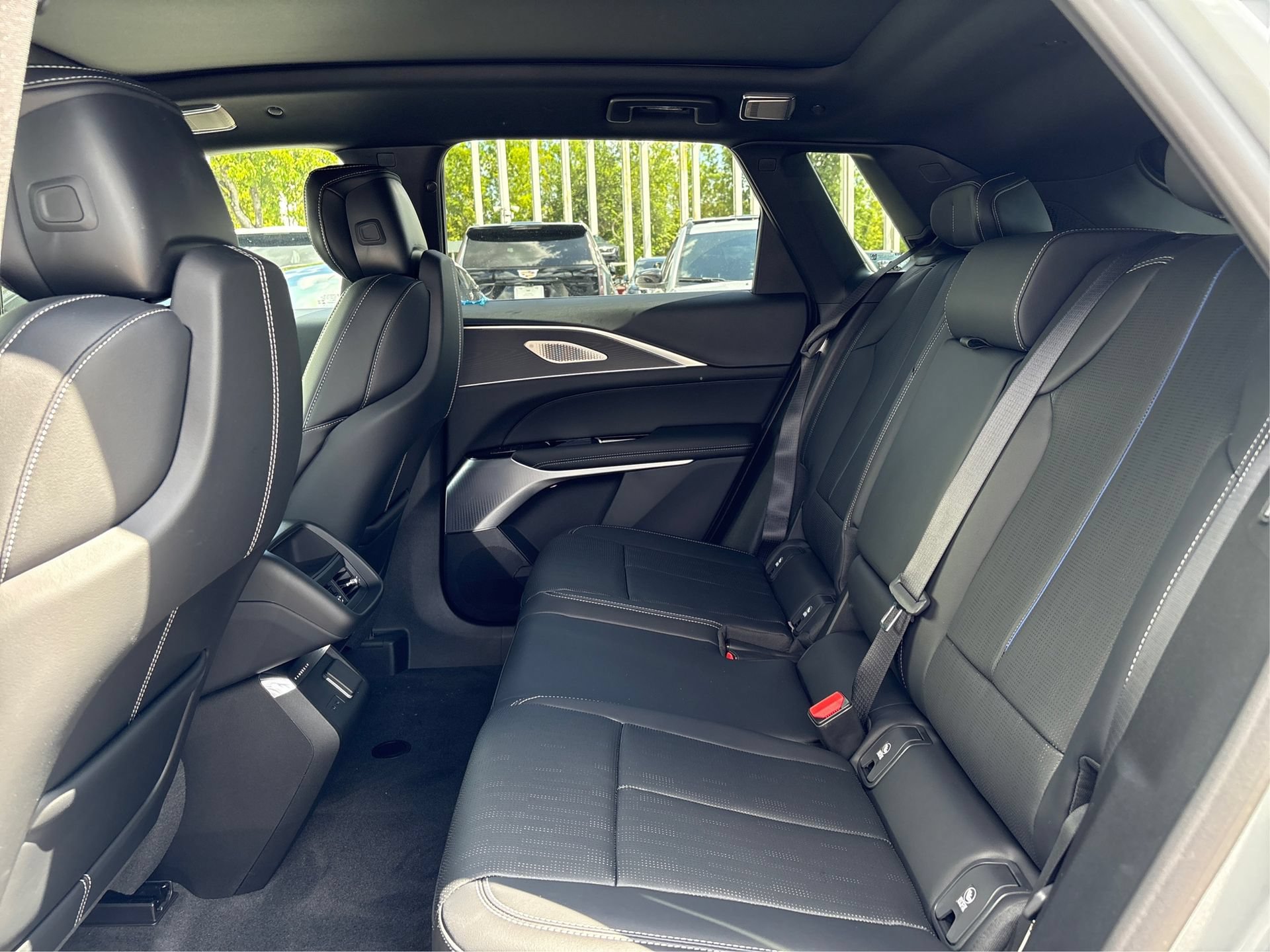 New 2026 Cadillac Lyriq Premium Luxury RWD image 10