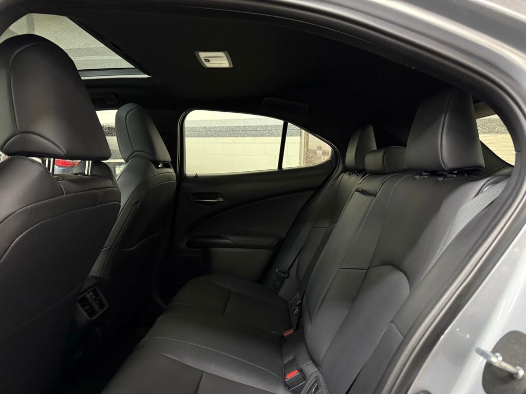 Used 2023 Lexus UX 250h 250h Premium w/ Accessory Package (Z2) image 14