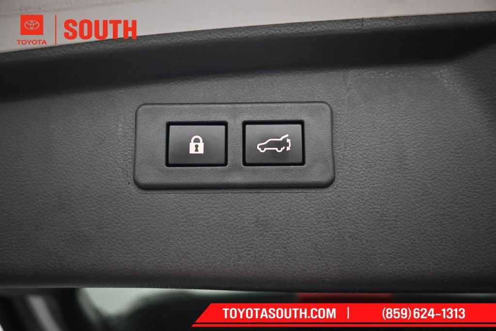 Used 2024 Subaru Outback Limited AWD/4WD image 29