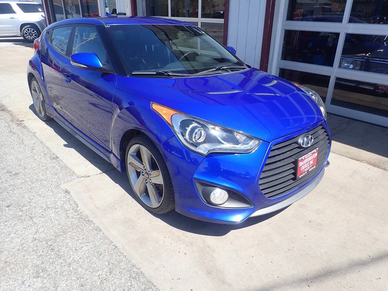 Used 2013 Hyundai Veloster Turbo FWD image 16