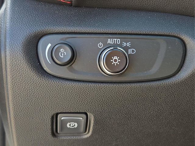 Used 2022 Chevrolet Blazer RS w/ Enhanced Convenience Package image 25