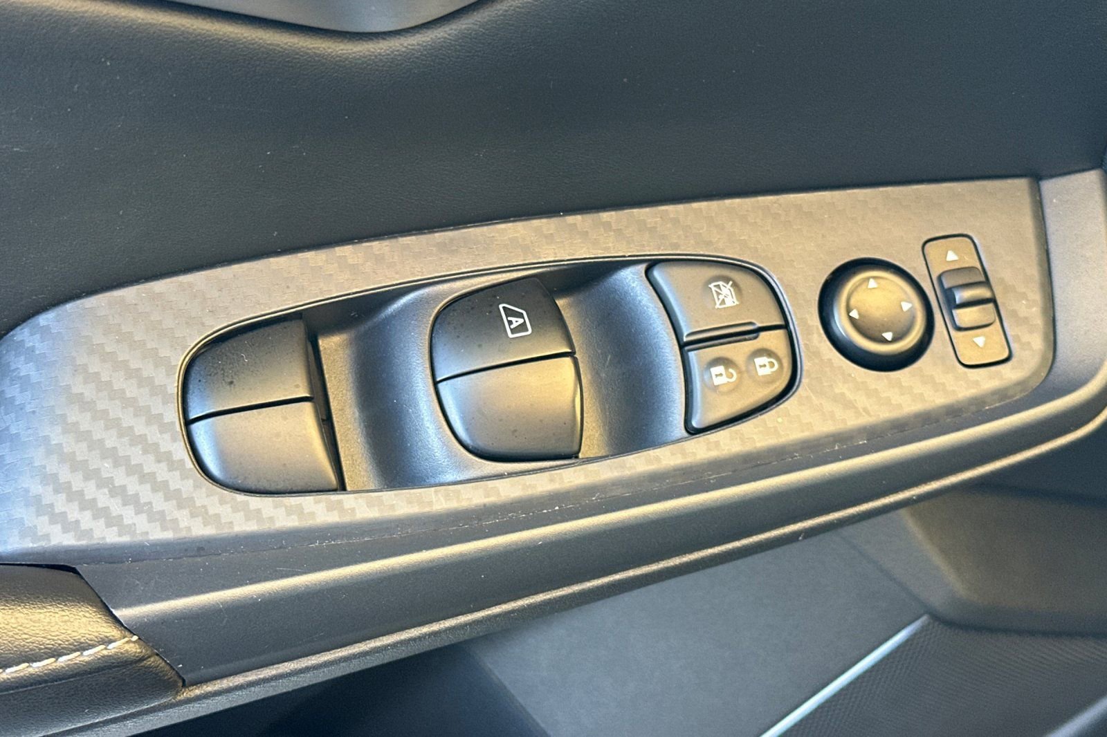 Used 2024 Nissan Sentra SV w/ All-Weather Package image 13