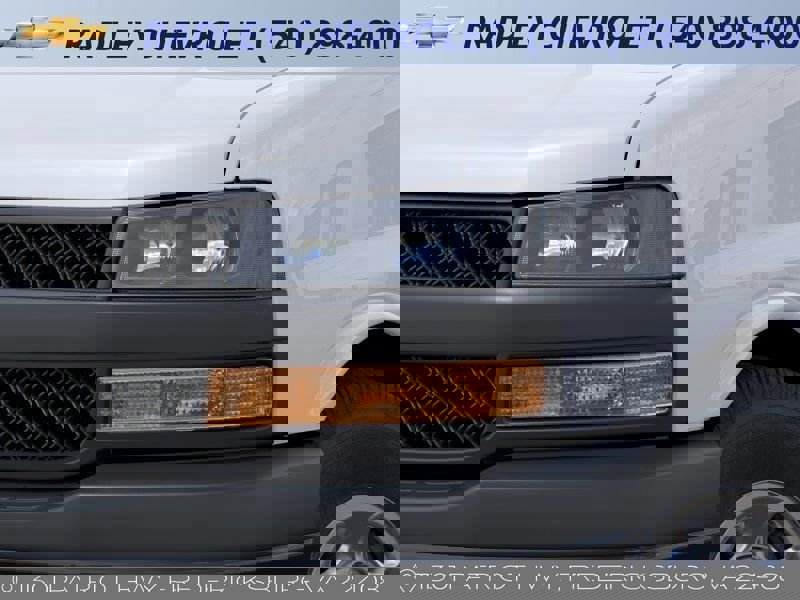 New 2025 Chevrolet Express 2500 Extended image 10