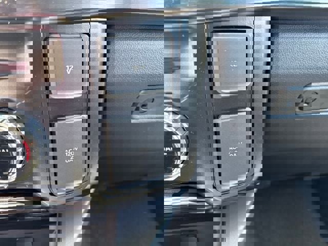 New 2026 Ford F250 Lariat w/ Chrome Package image 33