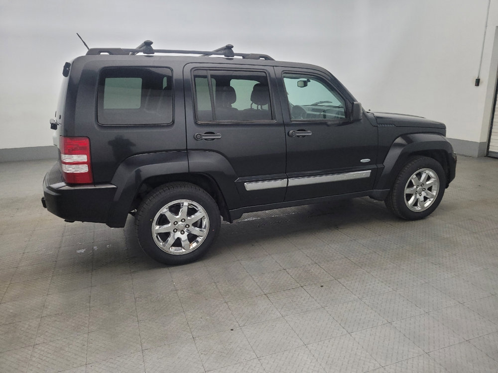 Used 2012 Jeep Liberty Sport image 10