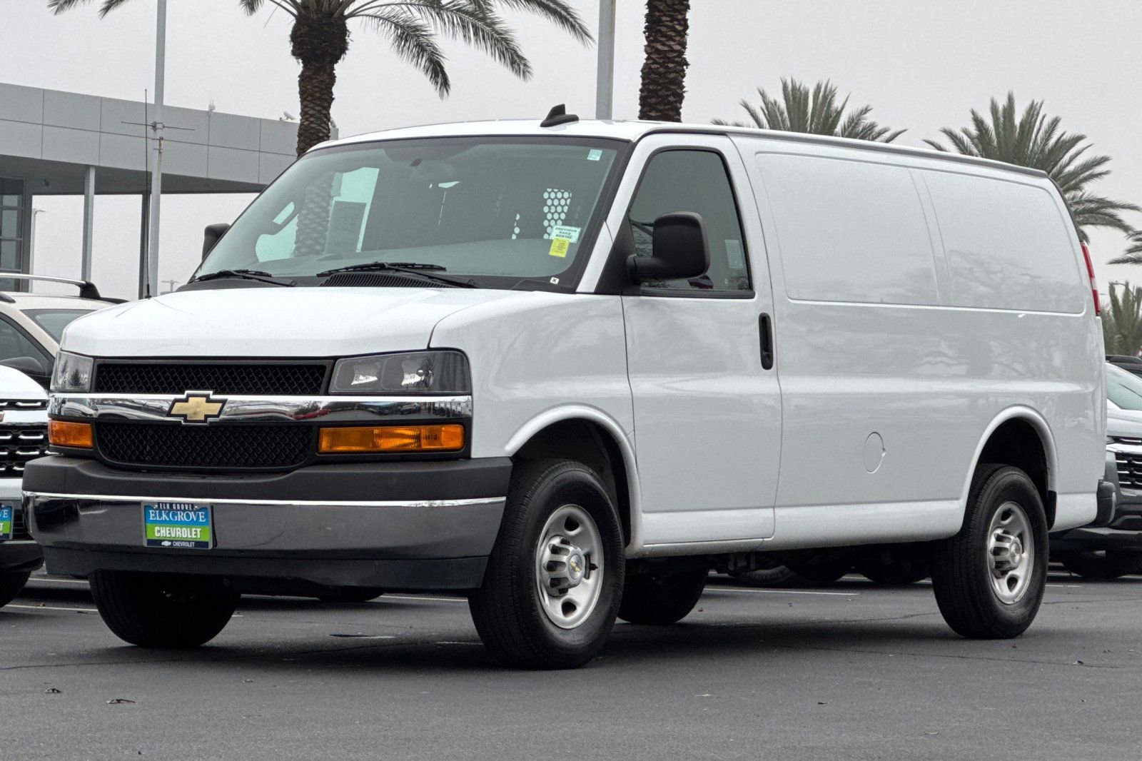 Used 2024 Chevrolet Express 2500 w/ Driver Convenience Package image 7