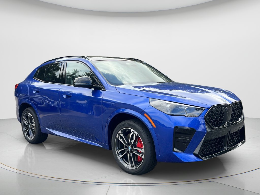 New 2027 BMW X2 xDrive28i w/ Technology Package AWD/4WD image 3