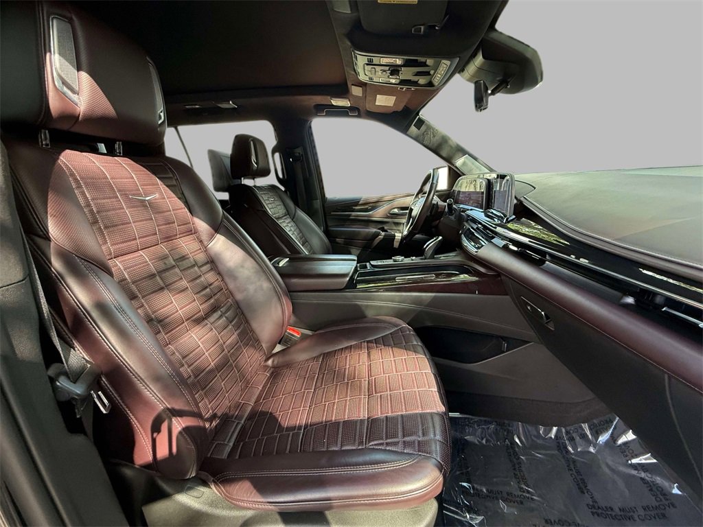 Used 2023 Cadillac Escalade Sport Platinum image 14