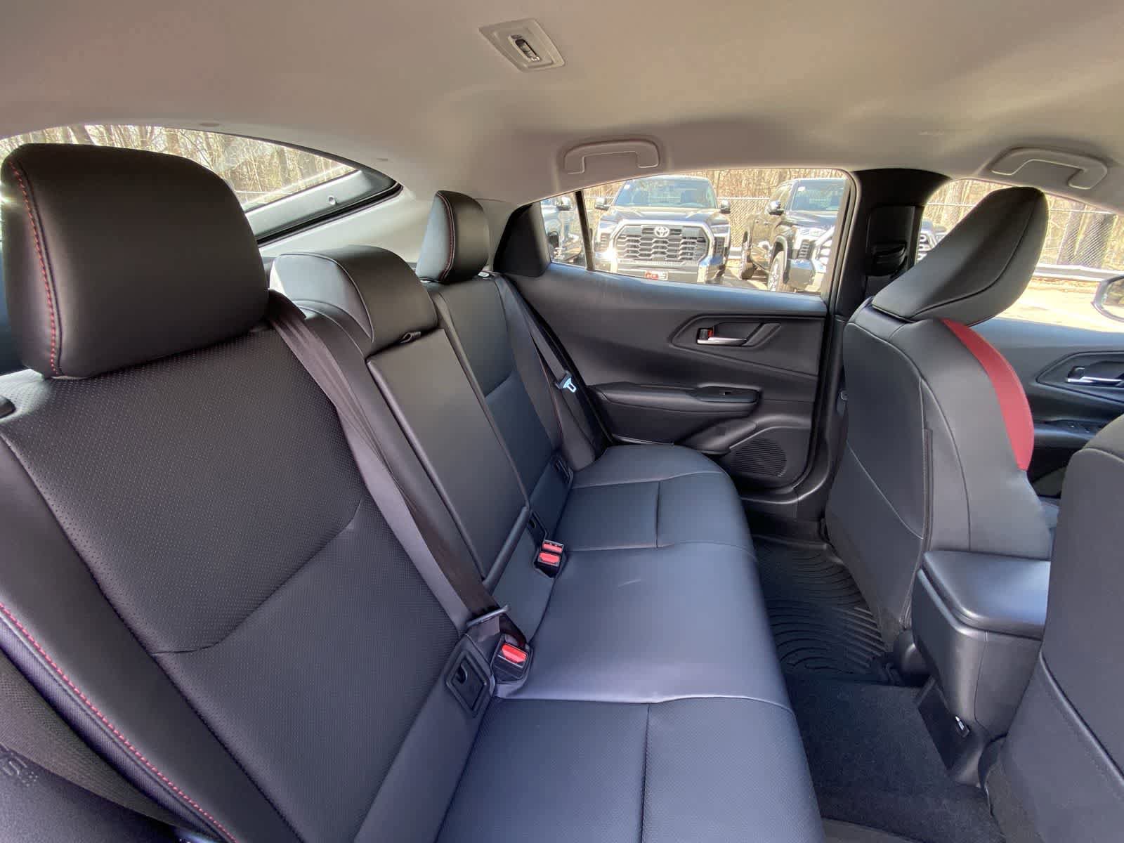 Used 2026 Toyota Prius Plug-In Hybrid image 26
