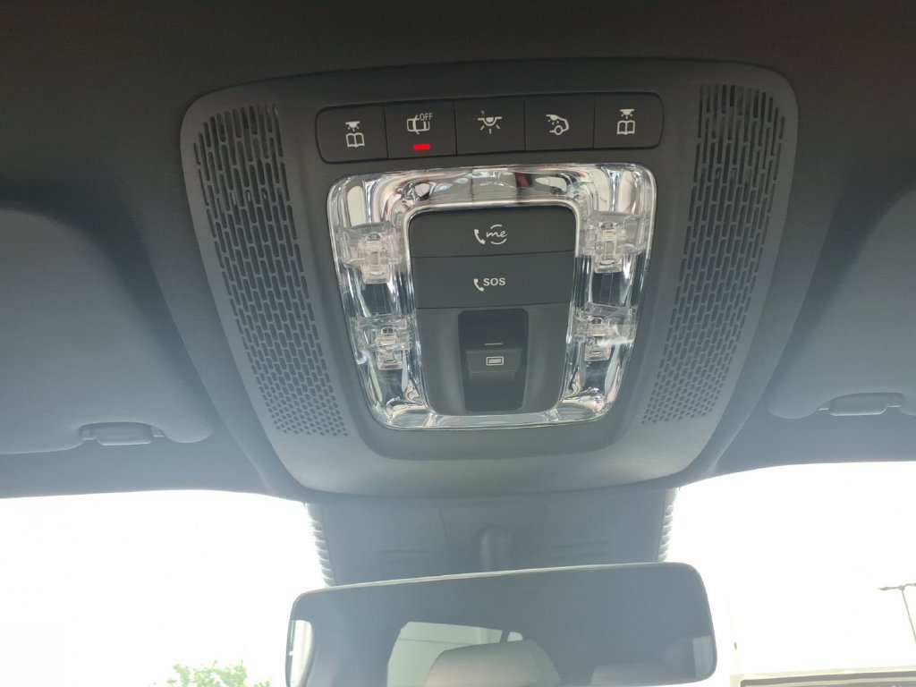 New 2026 Mercedes-Benz GLB 250 4MATIC image 25