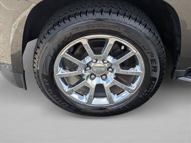 Used 2020 GMC Yukon XL Denali w/ Open Road Package AWD/4WD image 22