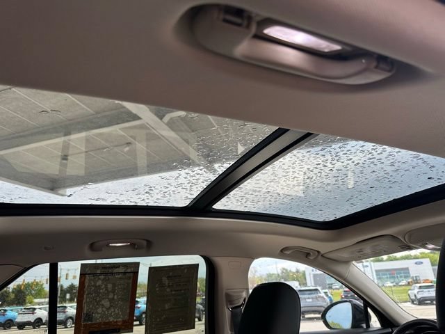 Used 2023 Buick Envision Essence w/ Sport Touring Package FWD image 24