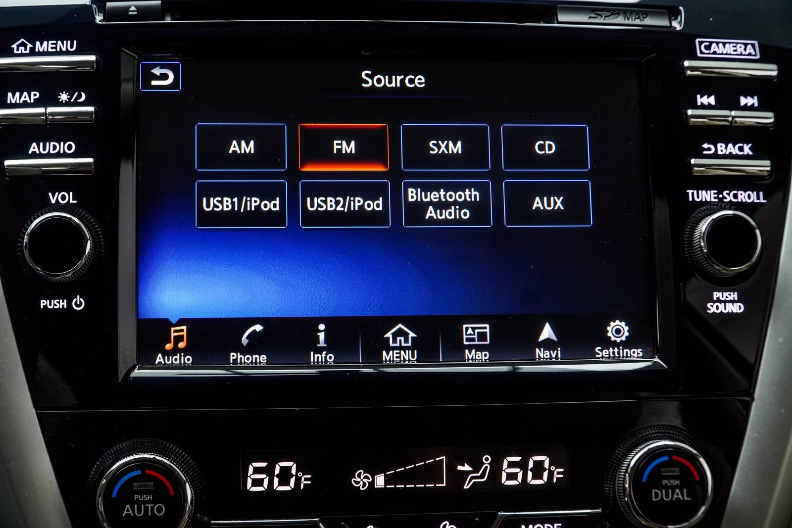 Used 2017 Nissan Murano SL w/ SL Technology Package FWD image 24