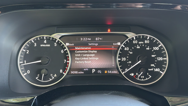Used 2025 Nissan Pathfinder SV AWD/4WD image 38