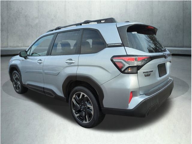 Used 2025 Subaru Forester Limited image 3