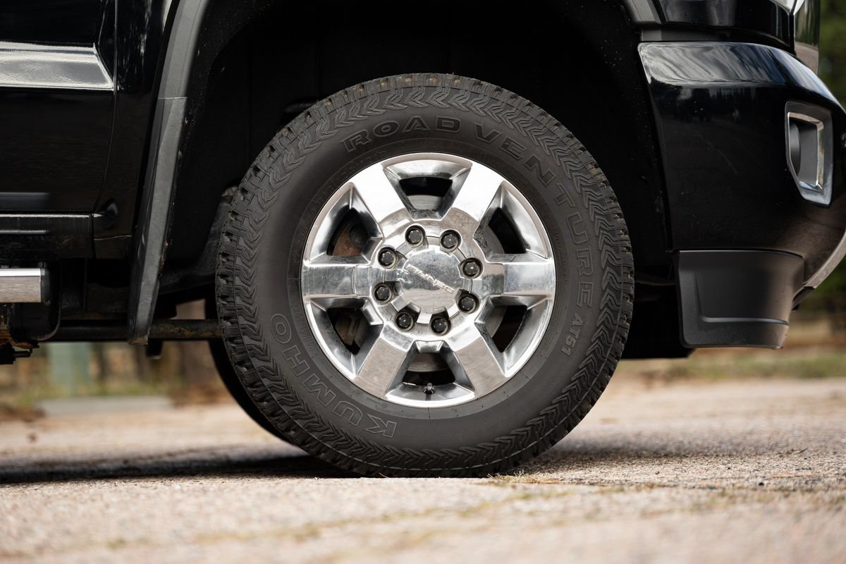 Used 2019 GMC Sierra 3500 Denali AWD/4WD image 10