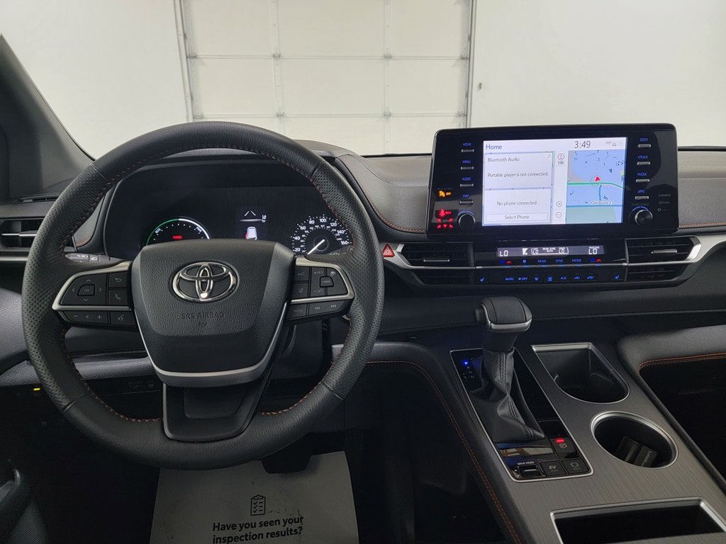 Certified 2024 Toyota Sienna XSE AWD/4WD image 12